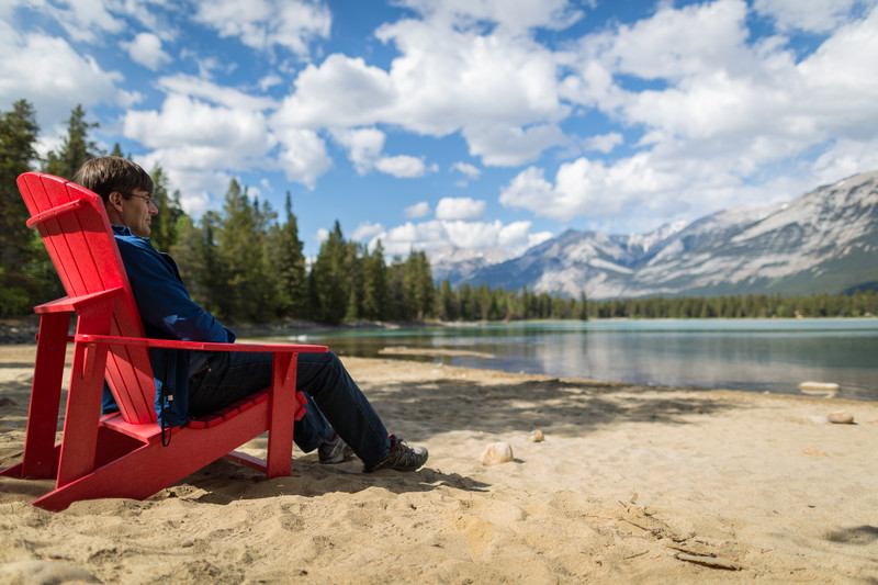 AB-JAS-2014-A Man Takes in the View From a Red Chair-Parks Canad