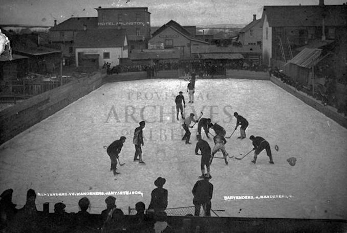 1906 - A10498 - Pincher Creek Hockey, Bartenders 4, Wanderers 9