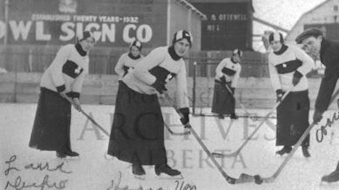 1916-A2972-Team-photograph-of-womens-hockey-team-at-Diamond-Park-in-Edmonton-Alberta
