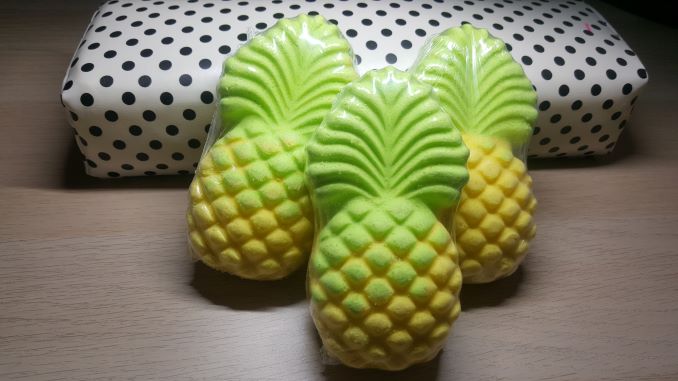 Bath Bakery's Pineapple Bath Bomb