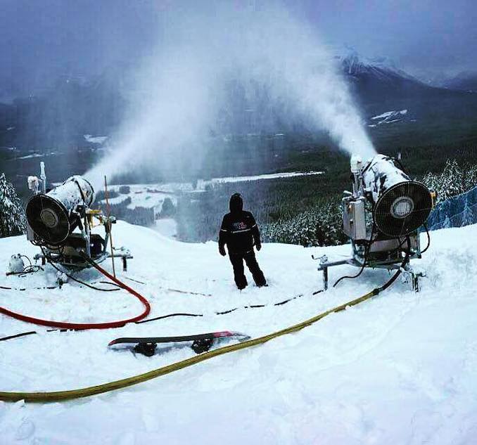 How Snow Makers Work