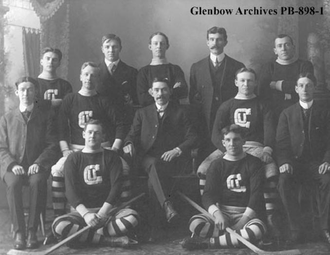1906-Grand Union HOtel Hockey Team-Calgary