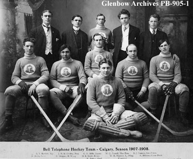 1907-1908-Bell Telephone Hockey Team-Calgary