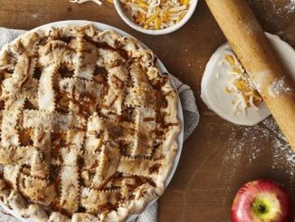 Recipe for Apple and Cheddar Pie