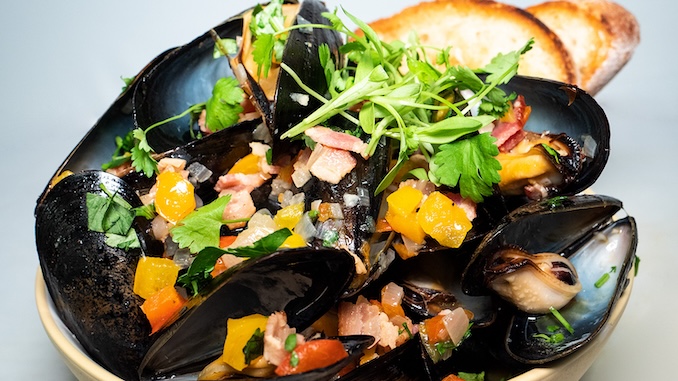 Recipe for Rainbow Pepper Mussels