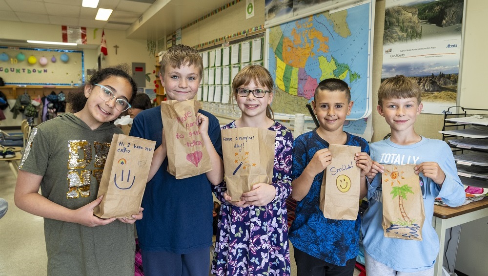 Brown Bagging for Calgary's Kids