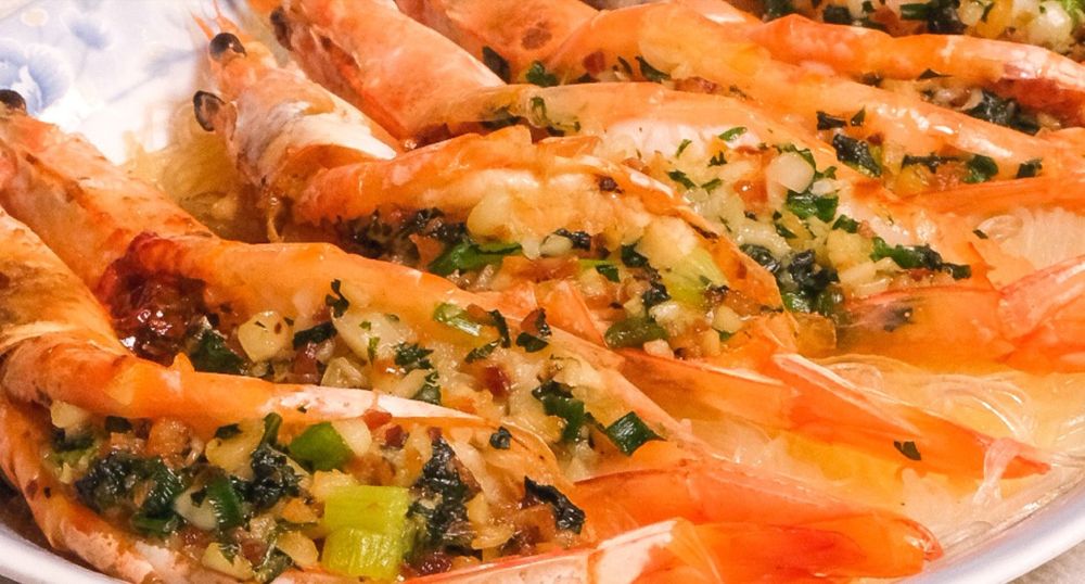 Steamed Garlic Prawns