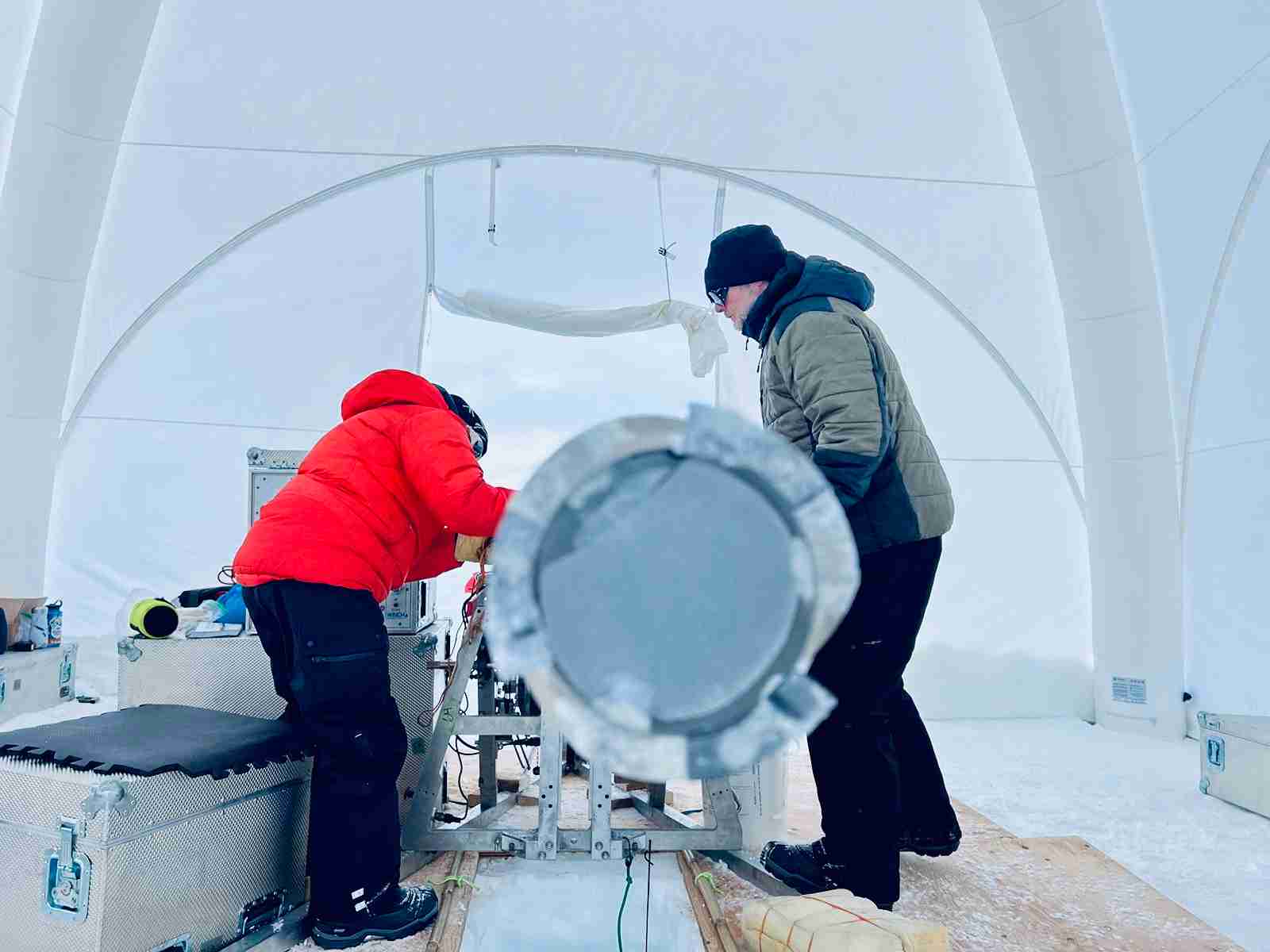 Canadian Ice Core Lab