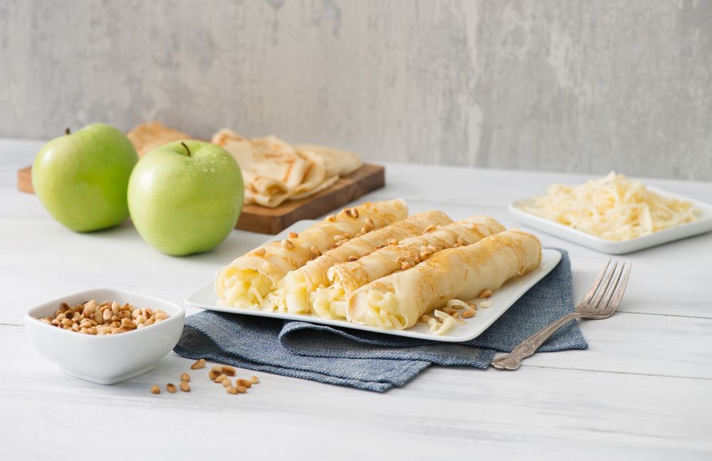 Recipe for Extra Old Cheddar and Sour Apple Filled Crepes