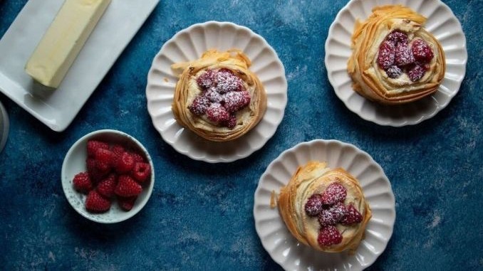 Recipe for Raspberry Cream Cheese Phyllo Tarts
